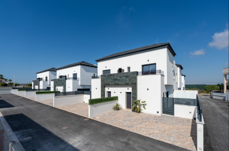 Villa in Alicante