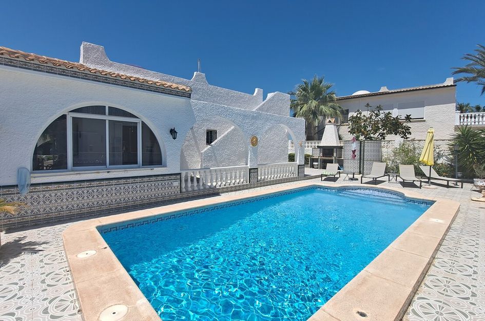 Villa in San Miguel de Salinas