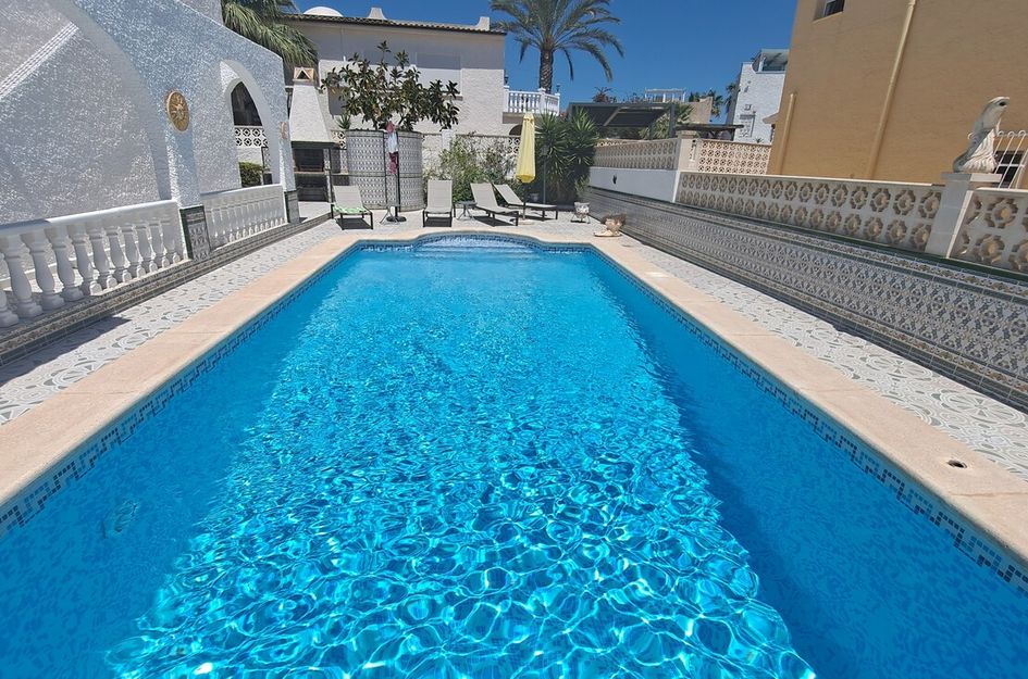 Villa in San Miguel de Salinas