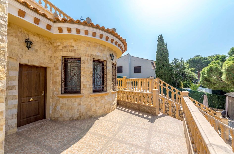 Villa in Vistabella