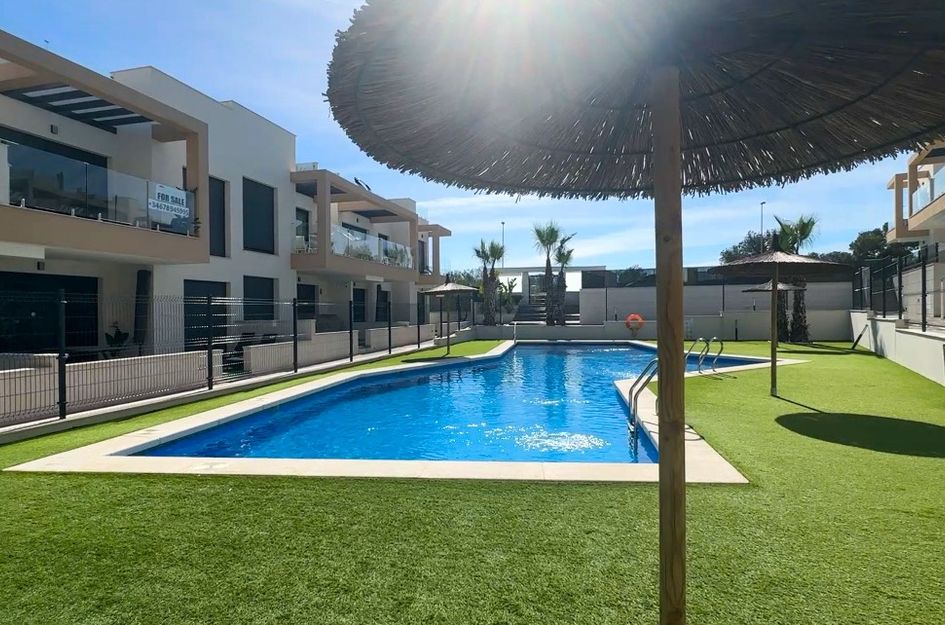 Bungalow in Orihuela Costa