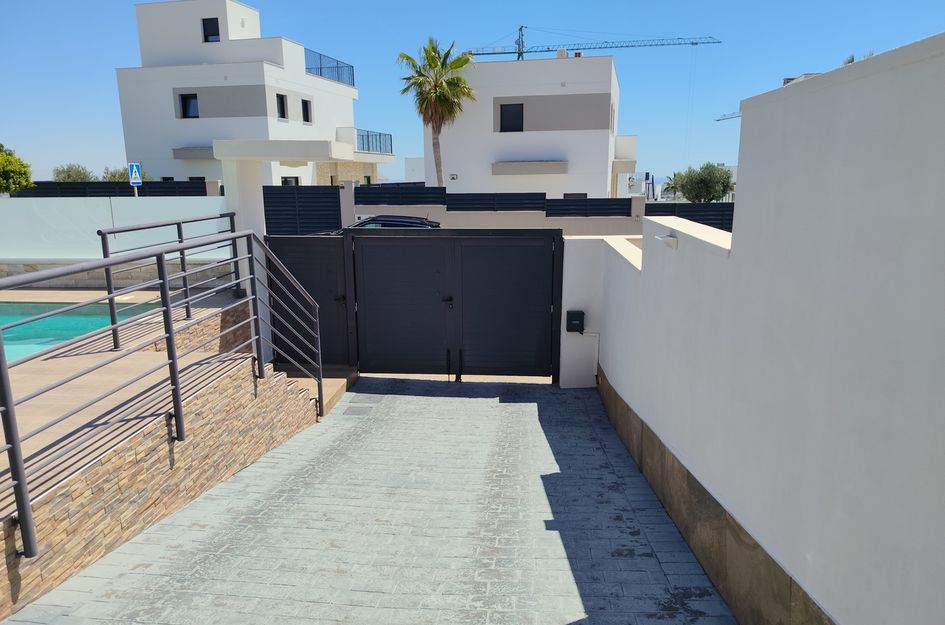 Villa in San Miguel de Salinas