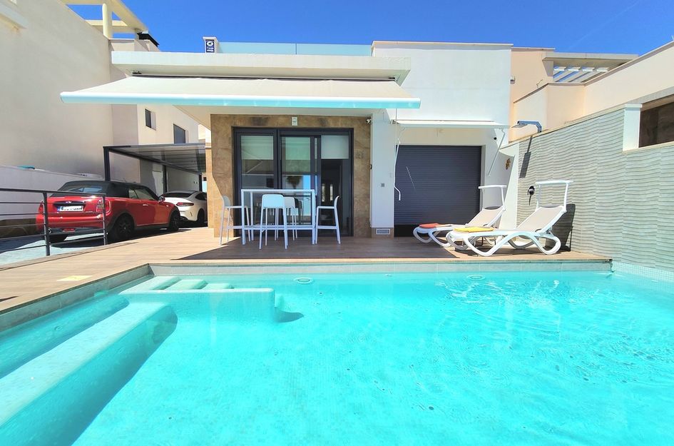 Villa in San Miguel de Salinas