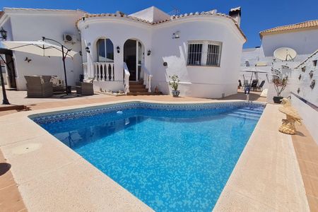 Villa in Orihuela Costa