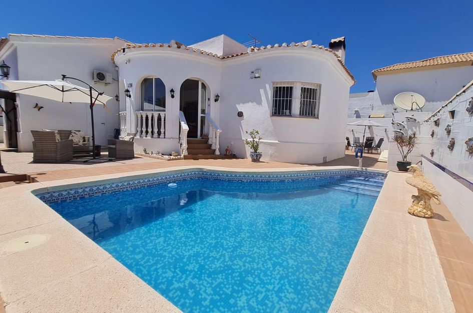 Villa in Orihuela Costa