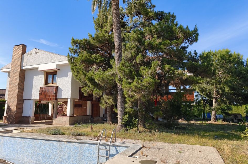 Villa in Santiago de la Ribera