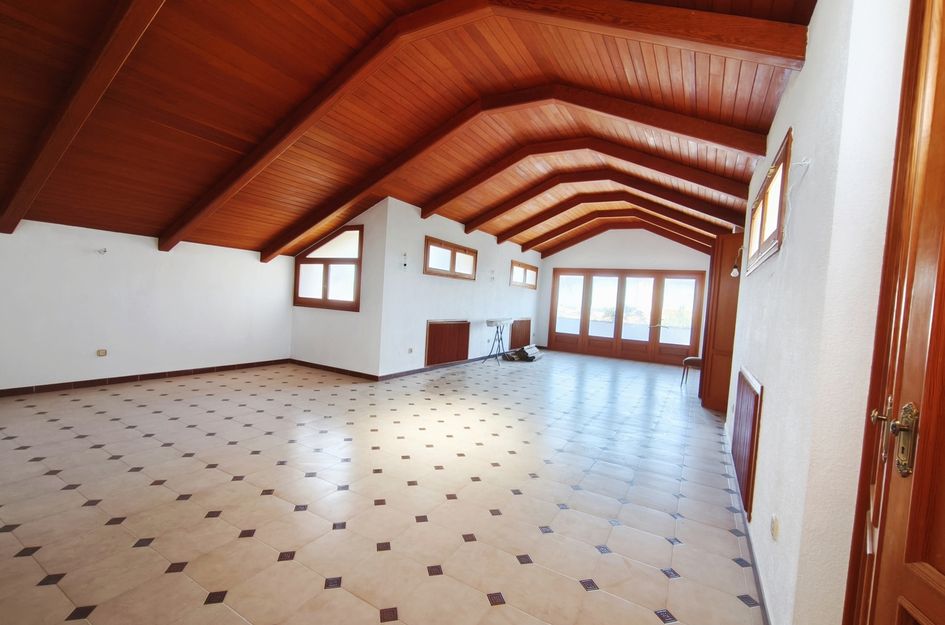 Villa in Santiago de la Ribera