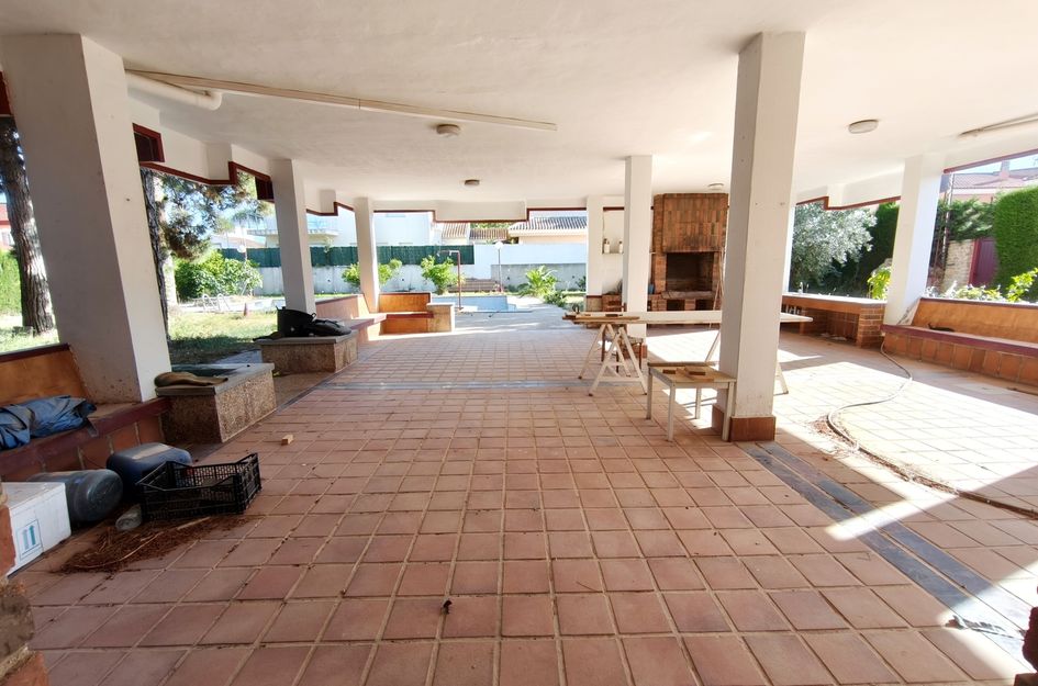 Villa in Santiago de la Ribera