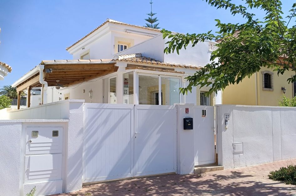 Villa in Jerónimo y Avileses