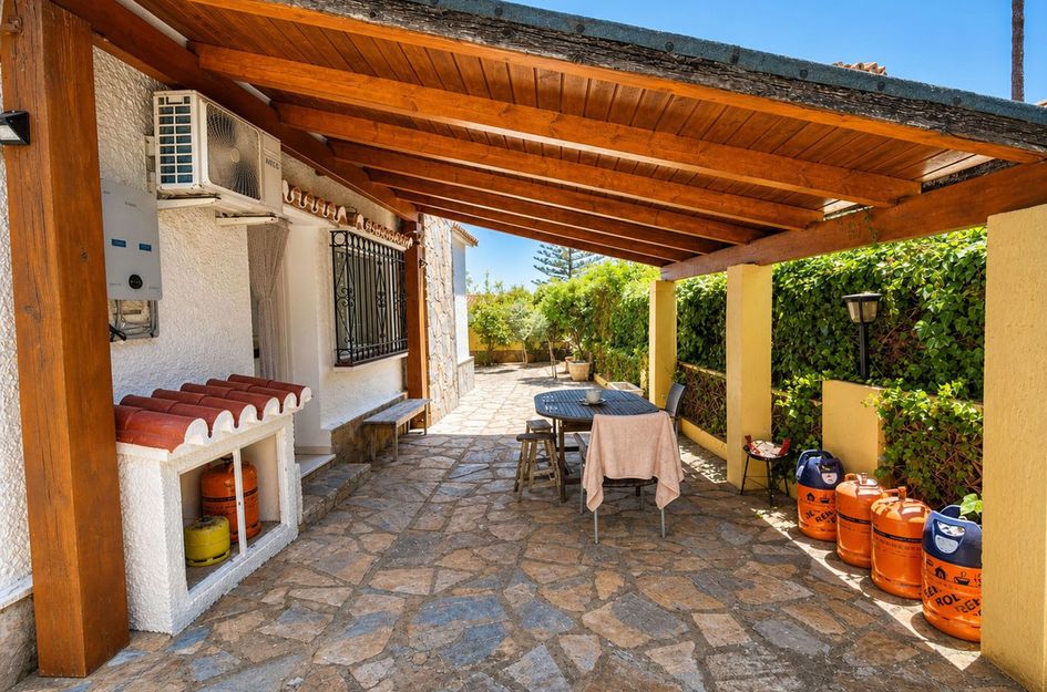 Villa in Puerto de la Duquesa