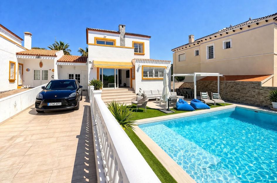 Villa in Villamartin