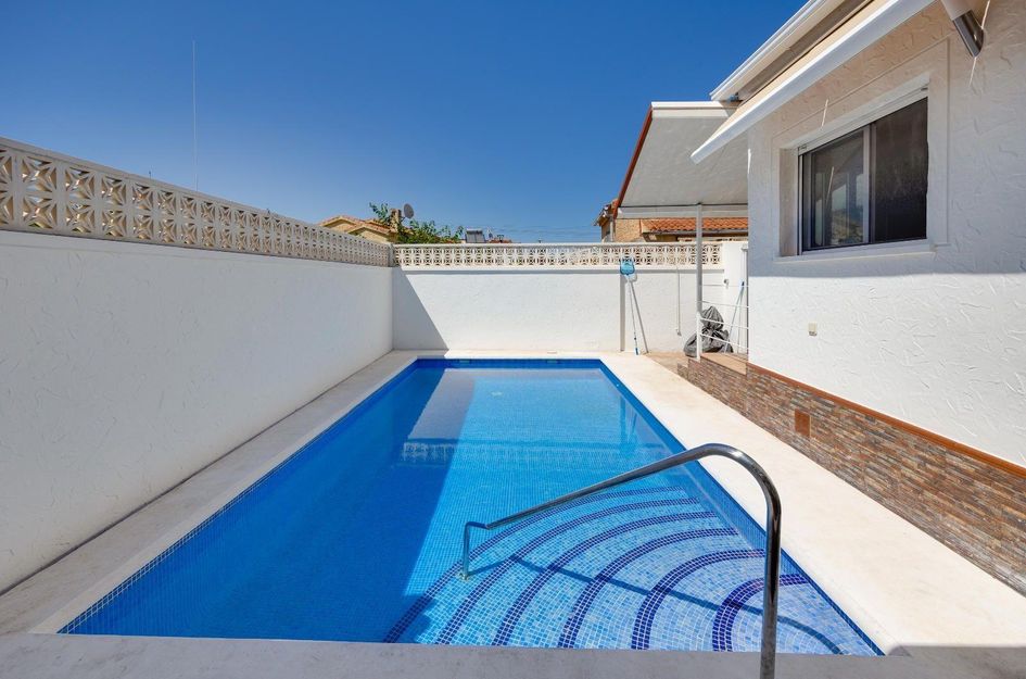 Villa in La Marina