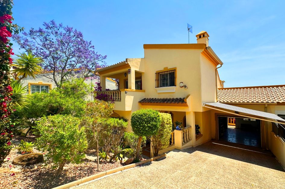 Villa in Dehesa de Campoamor
