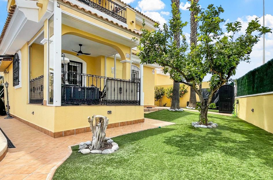 Villa in Castillo de Don Juan