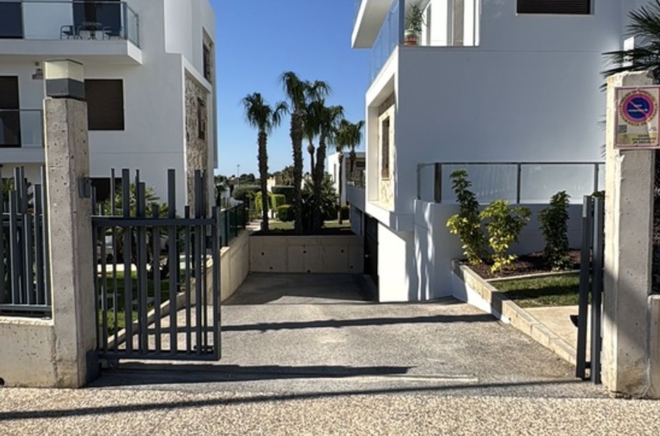 Duplex in Castillo de Don Juan