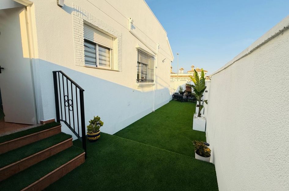 Villa in Jerónimo y Avileses