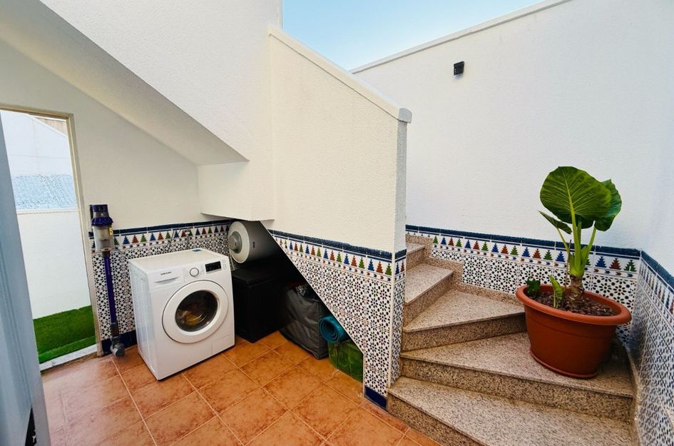 Villa in Jerónimo y Avileses