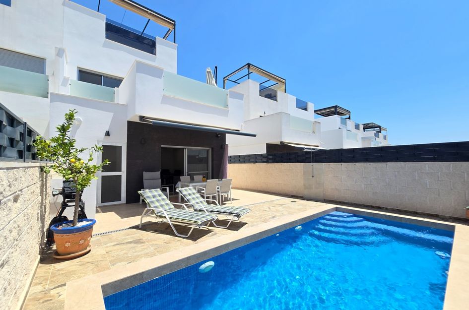 Villa in Quesada