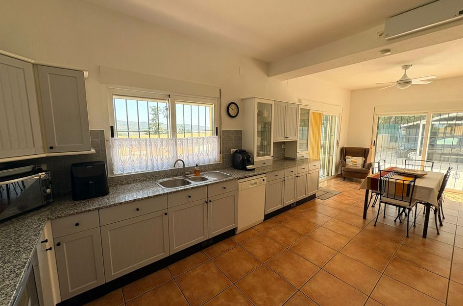 Villa in Cañadas de San Pedro
