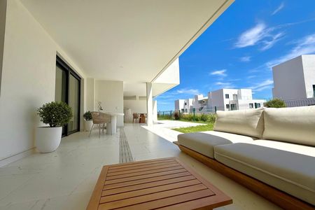 Appartement in Urbanización Puerto de Estepona