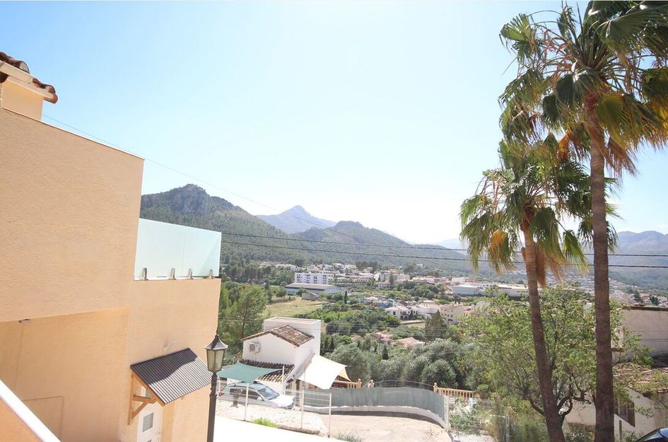 Villa in Orba