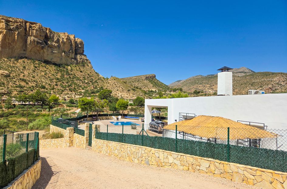 Villa in Crevillent