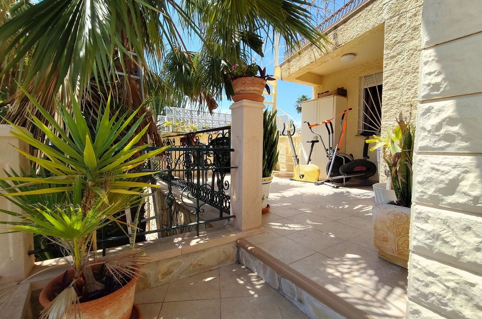 Villa in Quesada