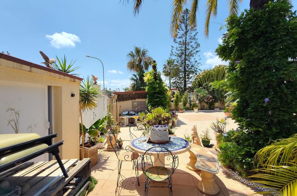 Villa in Quesada