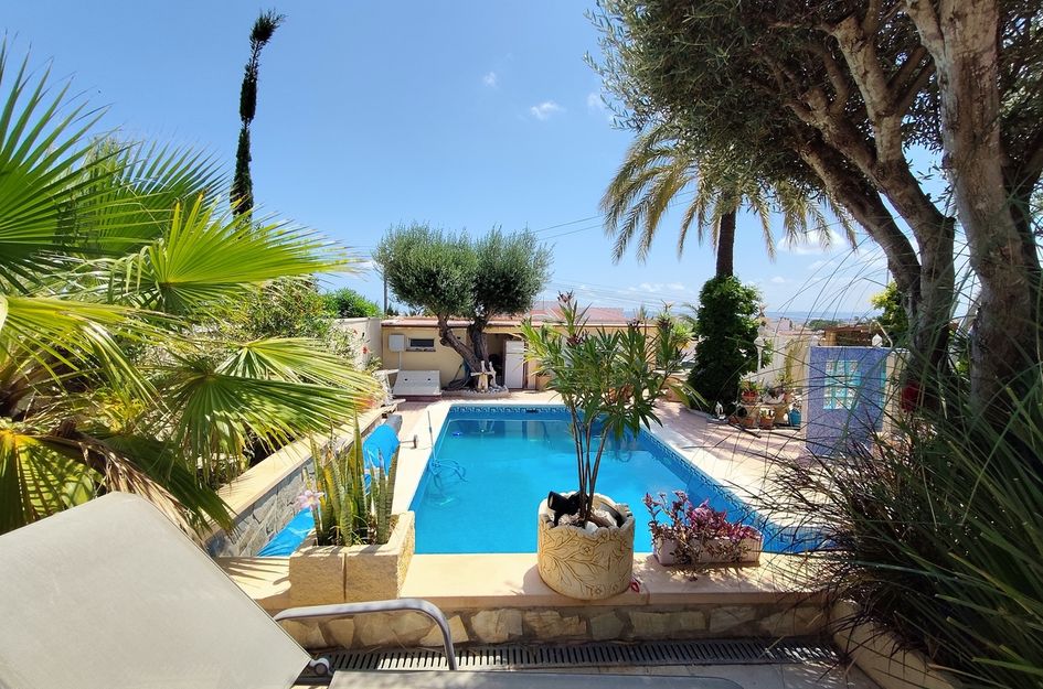 Villa in Quesada