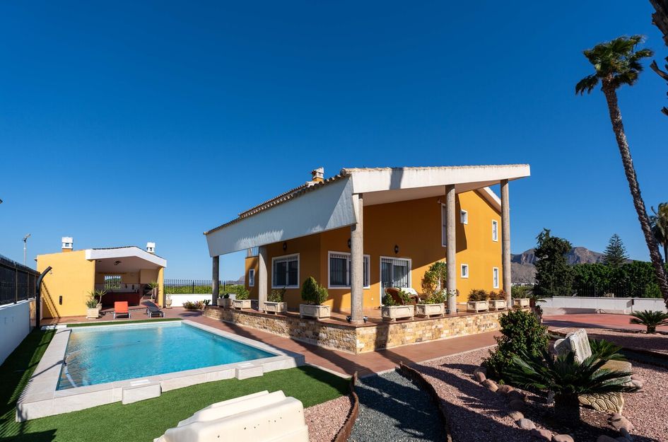 Finca in Vistabella