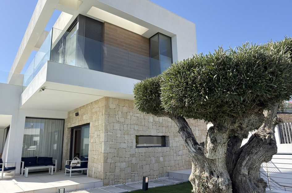 Villa in Golf Badia