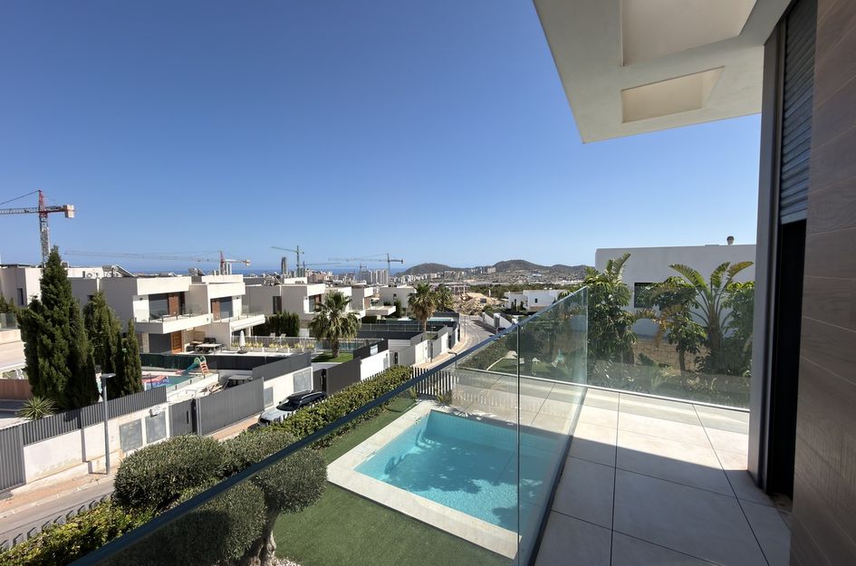 Villa in Golf Badia
