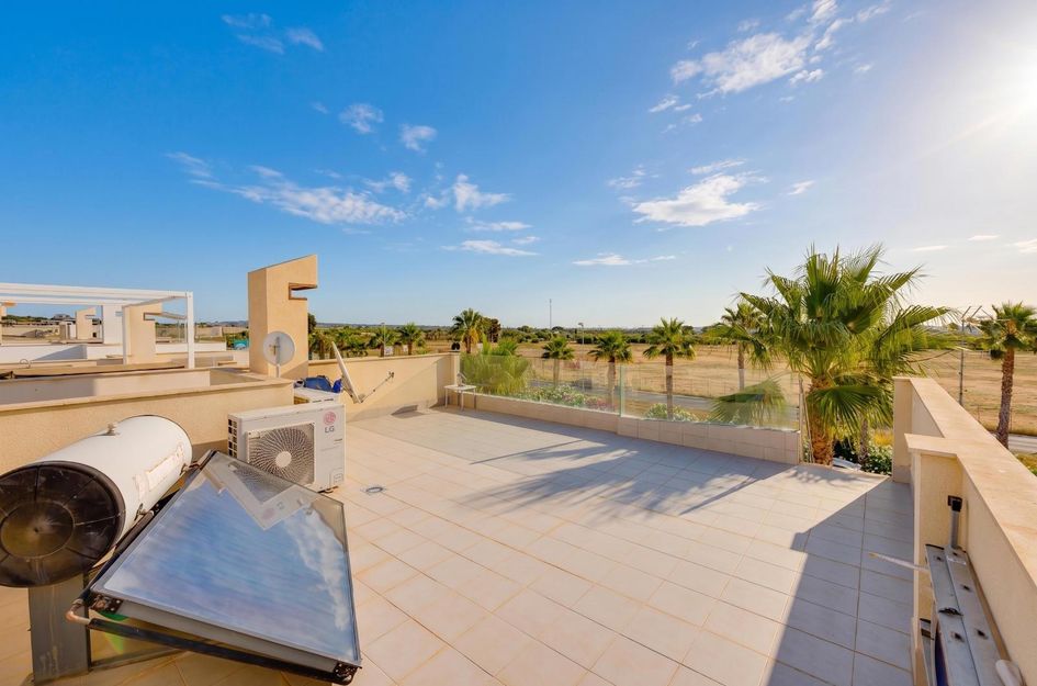 Villa in Quesada