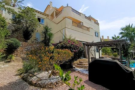 Villa in Dehesa de Campoamor