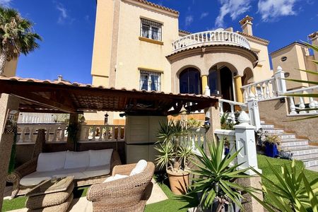 Huis in Villamartin