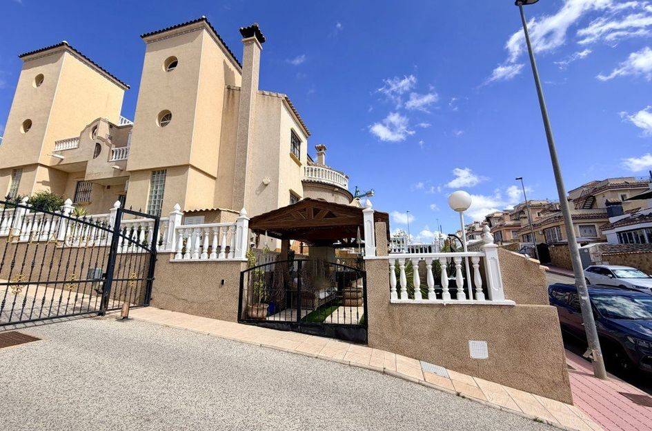 Huis in Villamartin