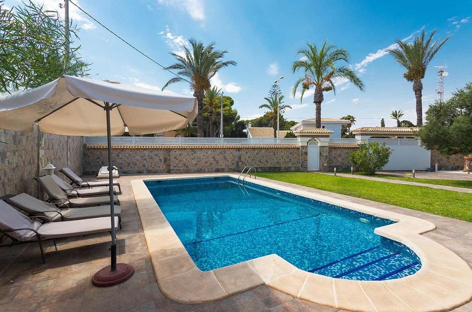 Villa in Dehesa de Campoamor