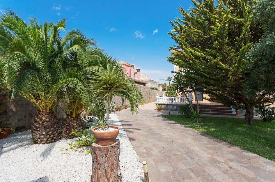 Villa in Dehesa de Campoamor