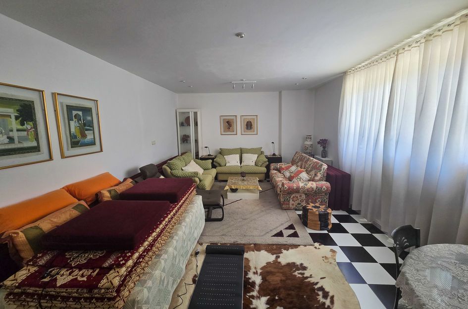Villa in Elx