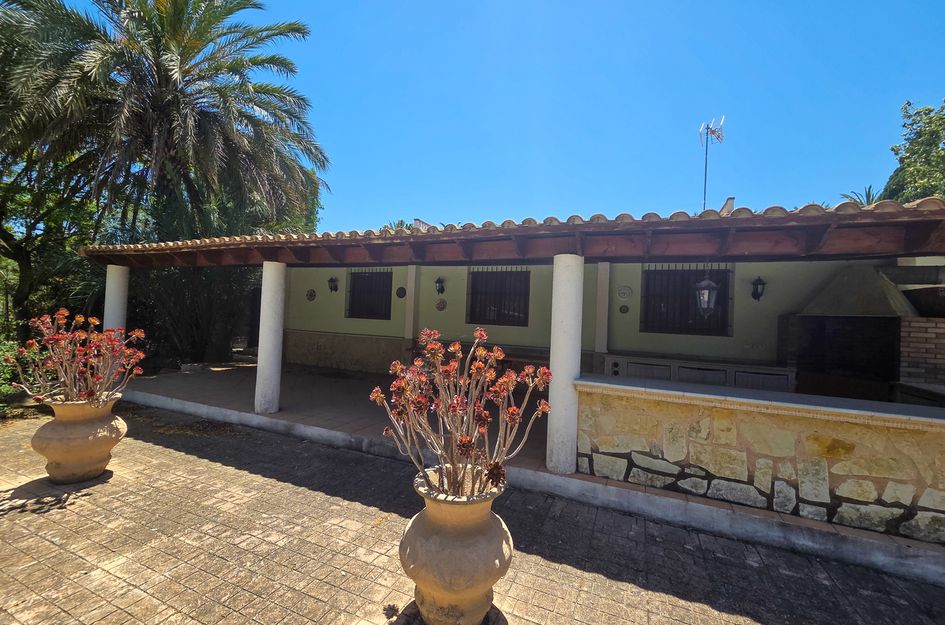 Villa in Elx