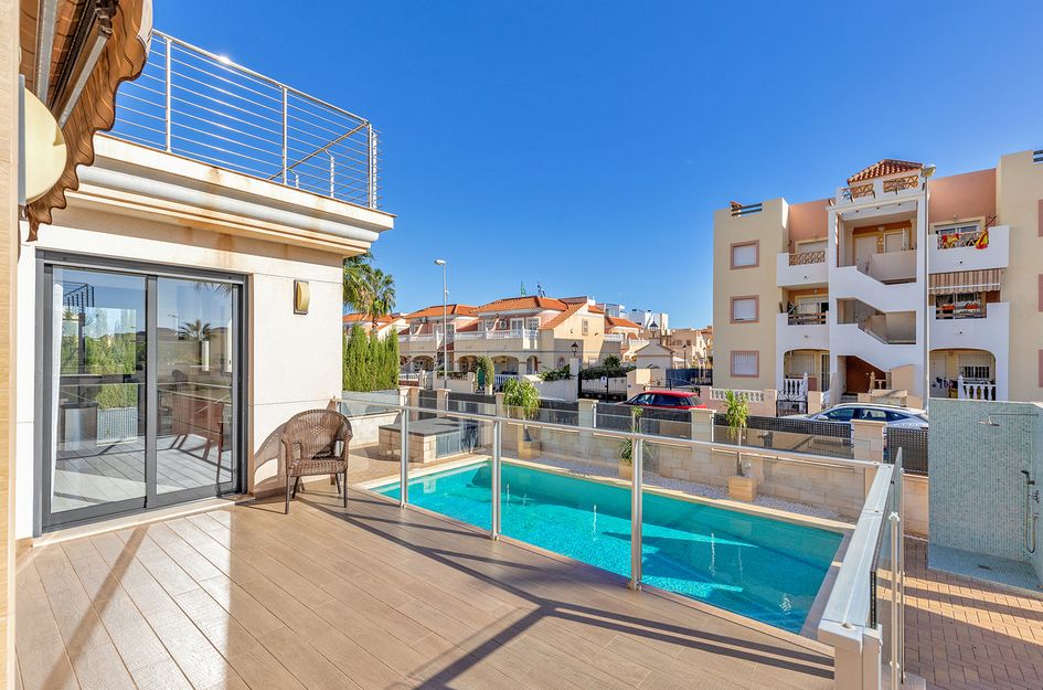Villa in Orihuela