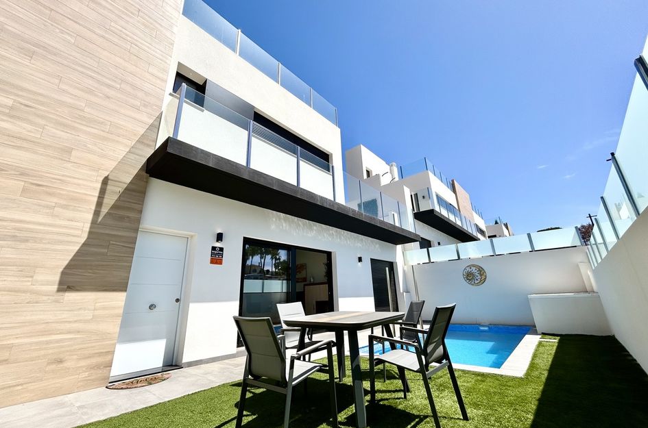 Villa in Villamartin