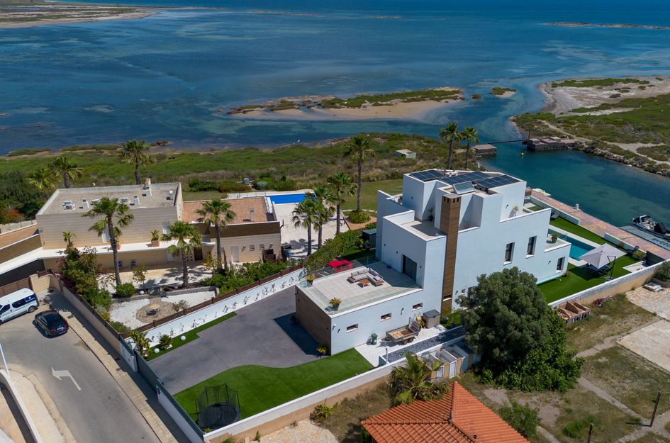 Villa in Santiago de la Ribera
