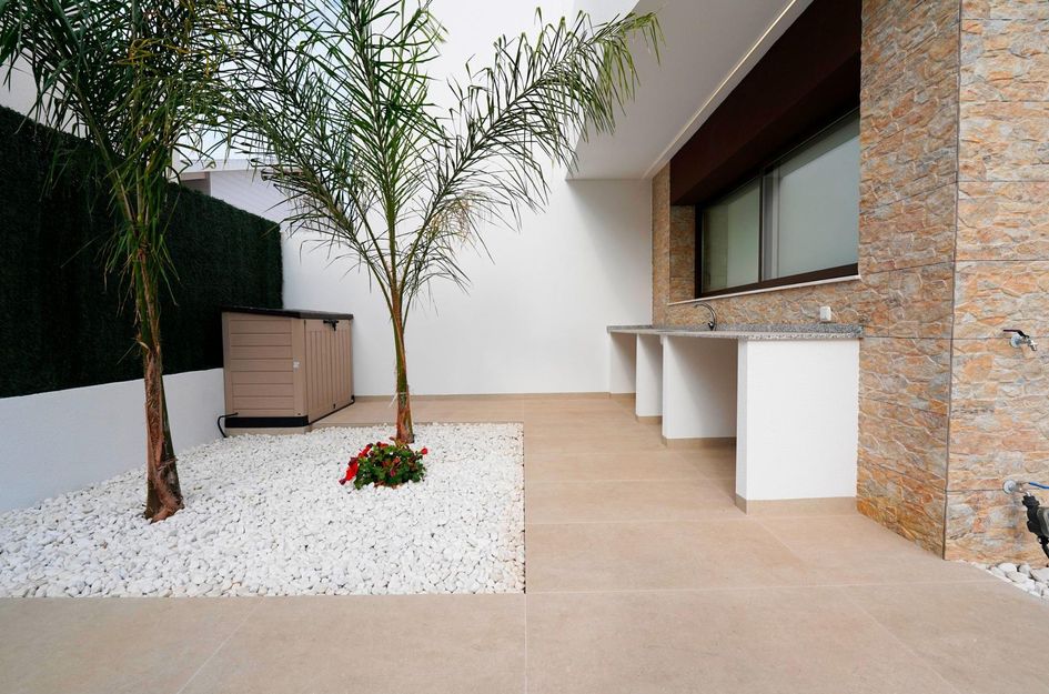 Halfvrijstaand in Heredades