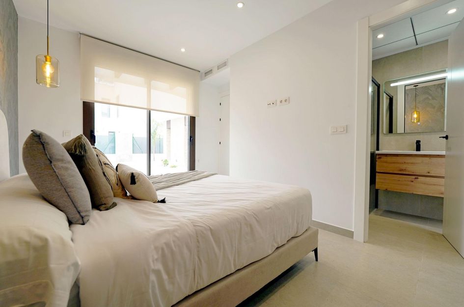 Halfvrijstaand in Heredades