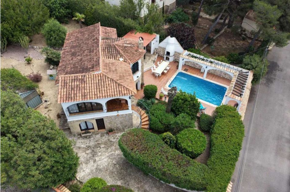 Villa in Media Luna