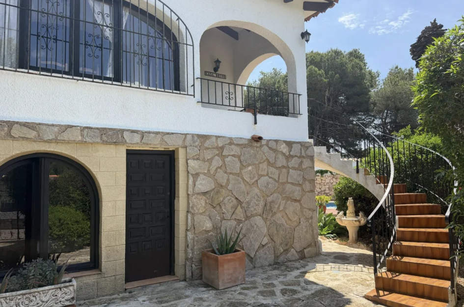 Villa in Media Luna