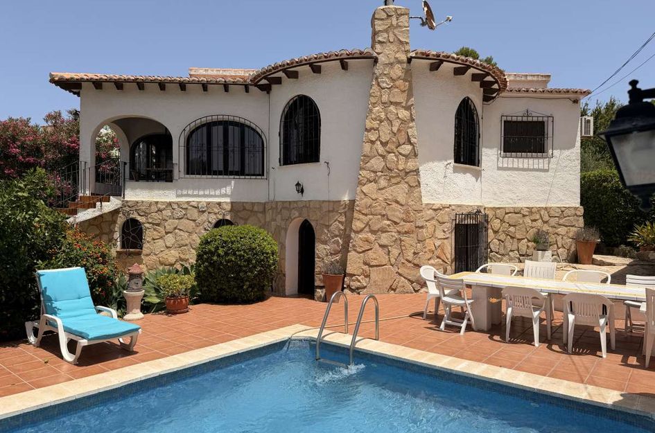 Villa in Media Luna