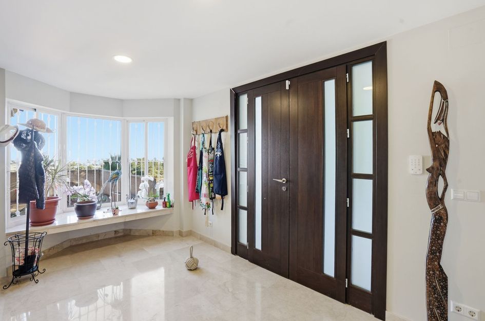 Villa in Benalmádena
