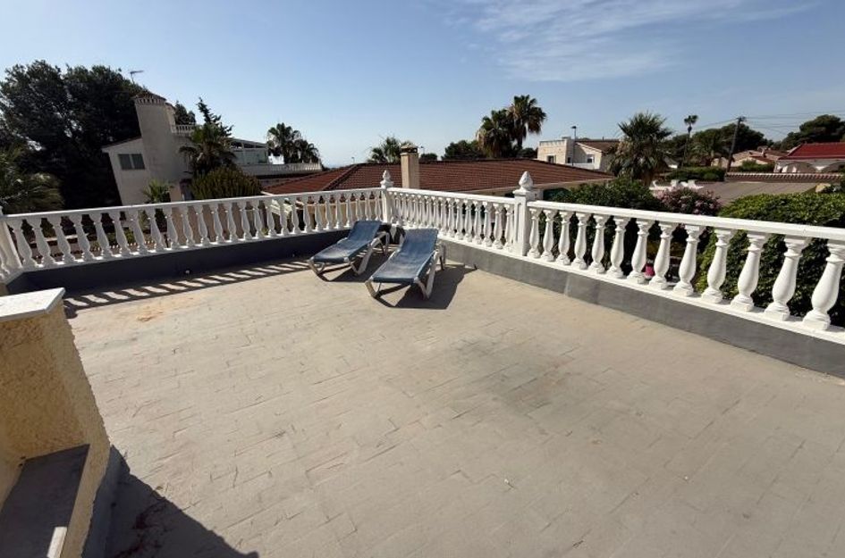 Villa in Pilar de la Horadada